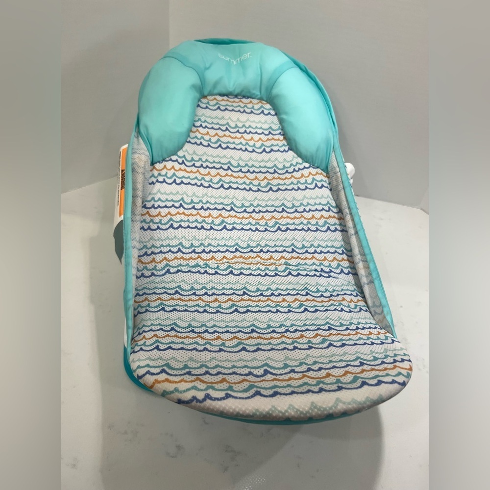 Aqua Baby Bath Seat with Wave Pattern - Picture 5 of 9